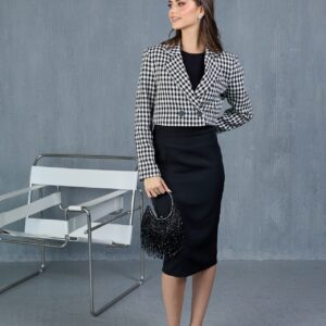 חצאית קלאסית שחורה